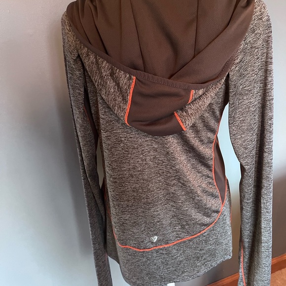 Syracuse University SU Colosseum Gray and Orange Women's Hoodie - Picture 2 of 5